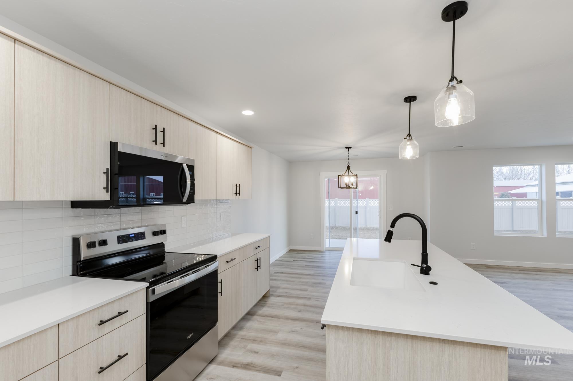 2968 E Mossy Creek Dr, Kuna, Idaho 83634, 4 Bedrooms, 2.5 Bathrooms, Residential For Sale, Price $474,990,MLS 98969299