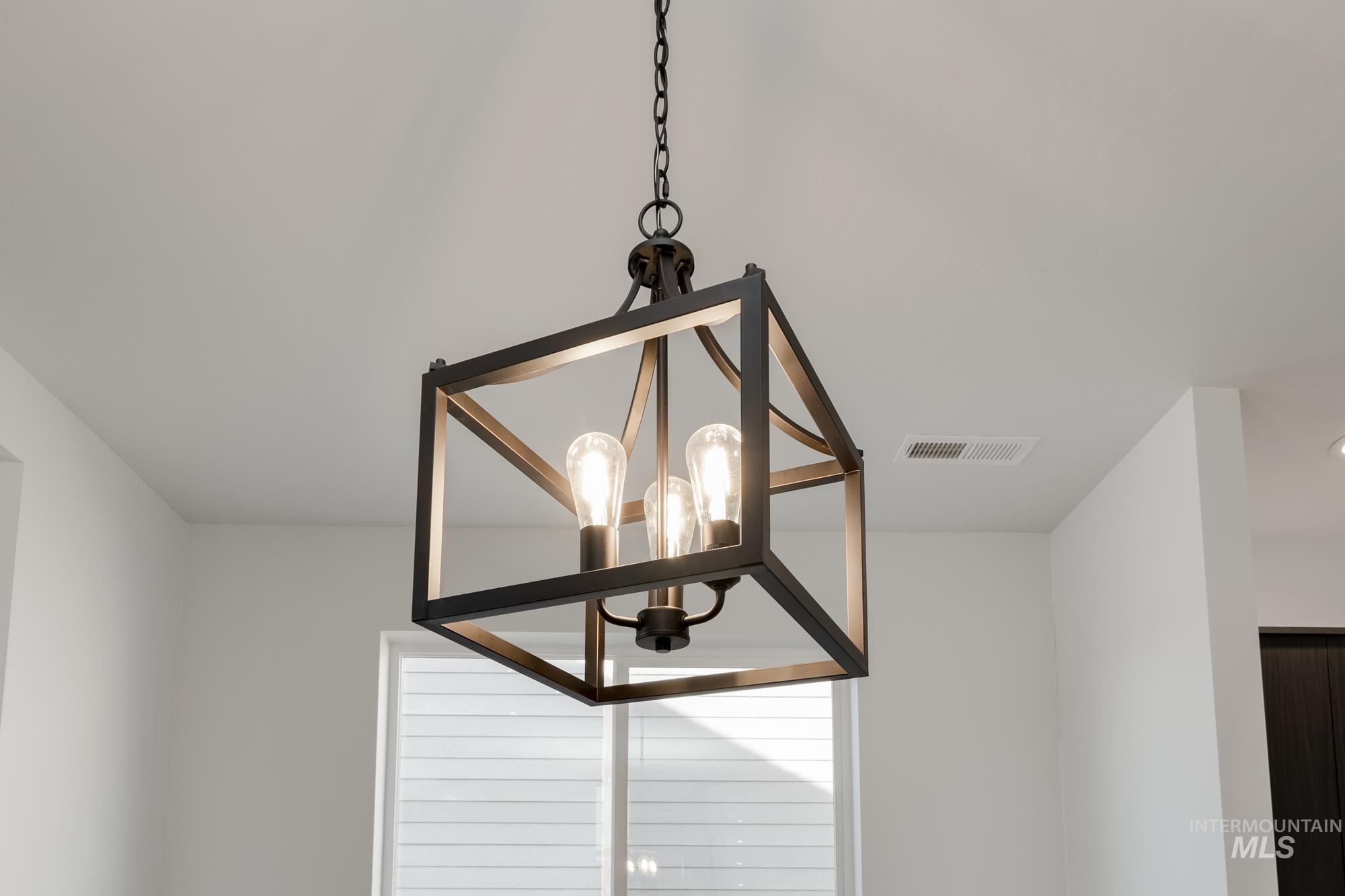 3029 E Mossy Creek Dr, Kuna, Idaho 83634, 3 Bedrooms, 2.5 Bathrooms, Residential For Sale, Price $399,990,MLS 98969300