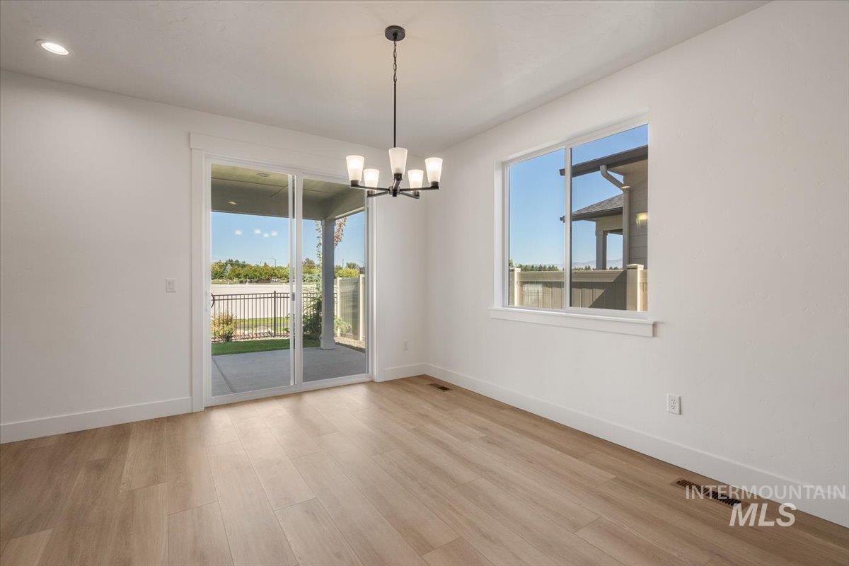 558 E Lockhart Street, Meridian, Idaho 83646, 3 Bedrooms, 2.5 Bathrooms, Residential For Sale, Price $649,990,MLS 98969303