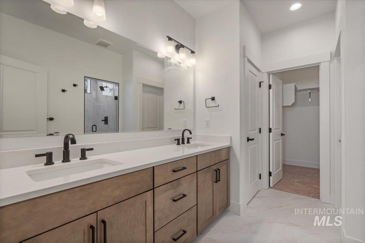 558 E Lockhart Street, Meridian, Idaho 83646, 3 Bedrooms, 2.5 Bathrooms, Residential For Sale, Price $649,990,MLS 98969303