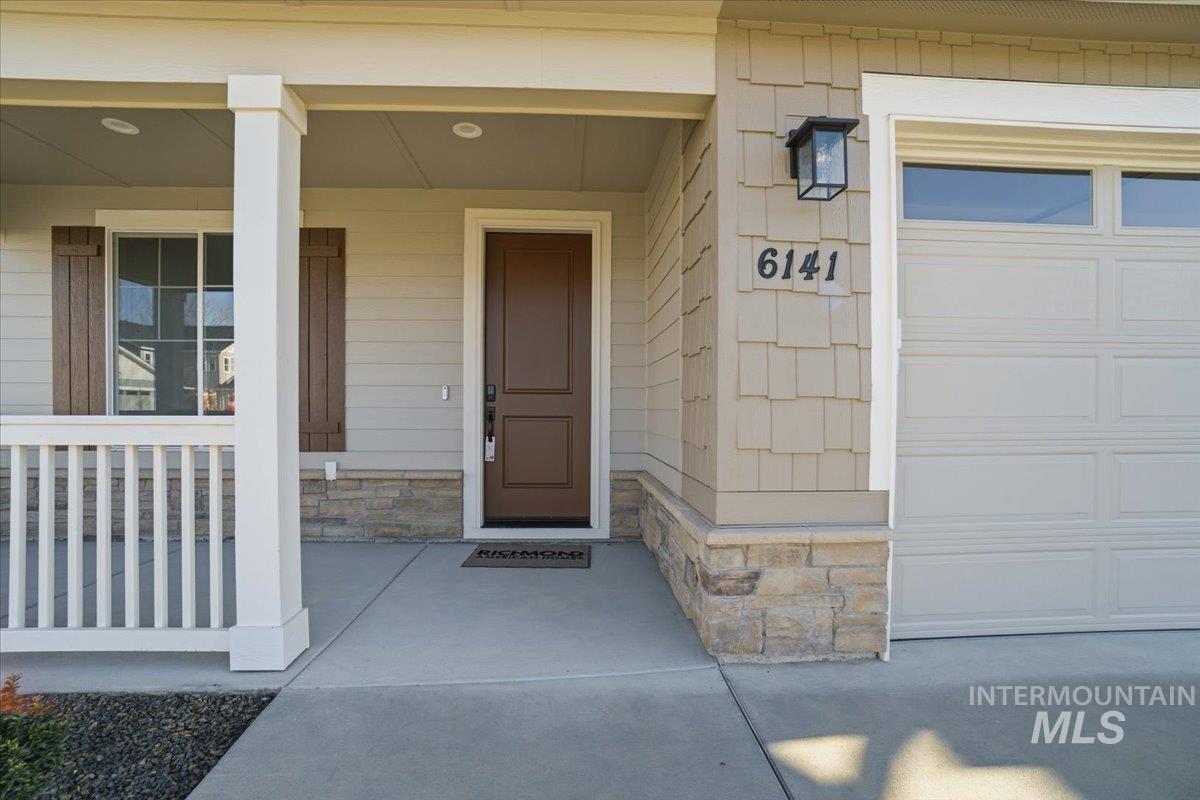 6141 N Torva Ave, Meridian, Idaho 83646, 4 Bedrooms, 2.5 Bathrooms, Residential For Sale, Price $679,990,MLS 98969304