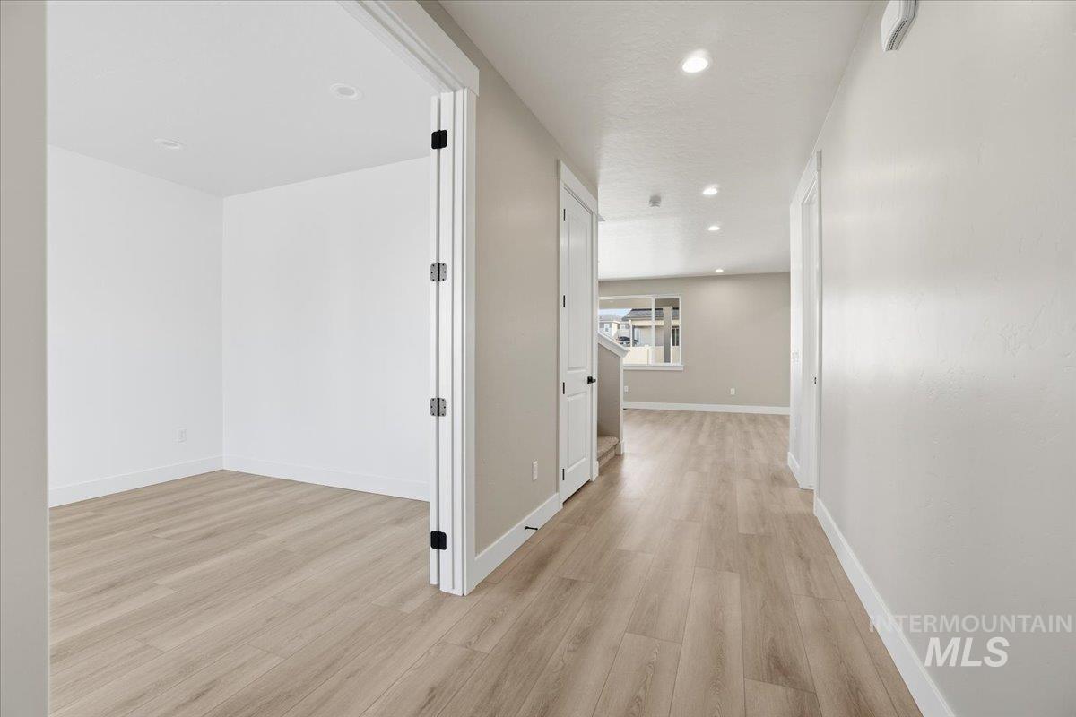 6141 N Torva Ave, Meridian, Idaho 83646, 4 Bedrooms, 2.5 Bathrooms, Residential For Sale, Price $679,990,MLS 98969304