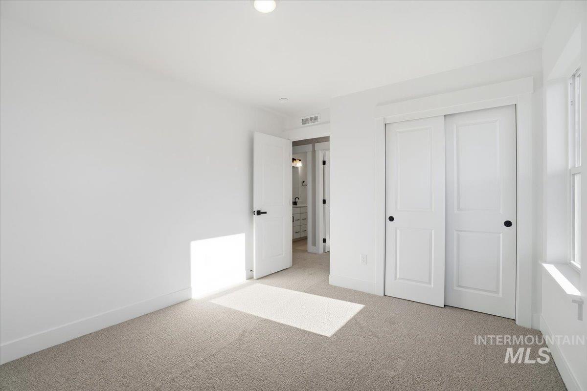 6141 N Torva Ave, Meridian, Idaho 83646, 4 Bedrooms, 2.5 Bathrooms, Residential For Sale, Price $679,990,MLS 98969304