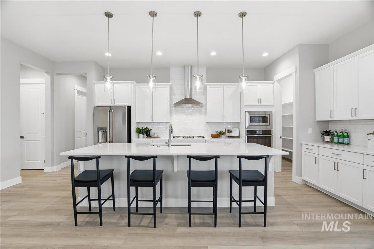 2163 N Kenora Ave, Star, Idaho 83669, 3 Bedrooms, 3.5 Bathrooms, Residential For Sale, Price $749,990,MLS 98969305