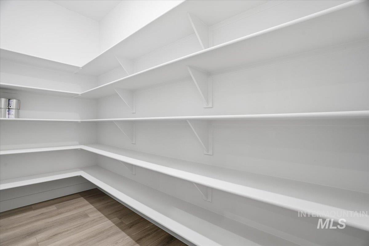 2163 N Kenora Ave, Star, Idaho 83669, 3 Bedrooms, 3.5 Bathrooms, Residential For Sale, Price $749,990,MLS 98969305