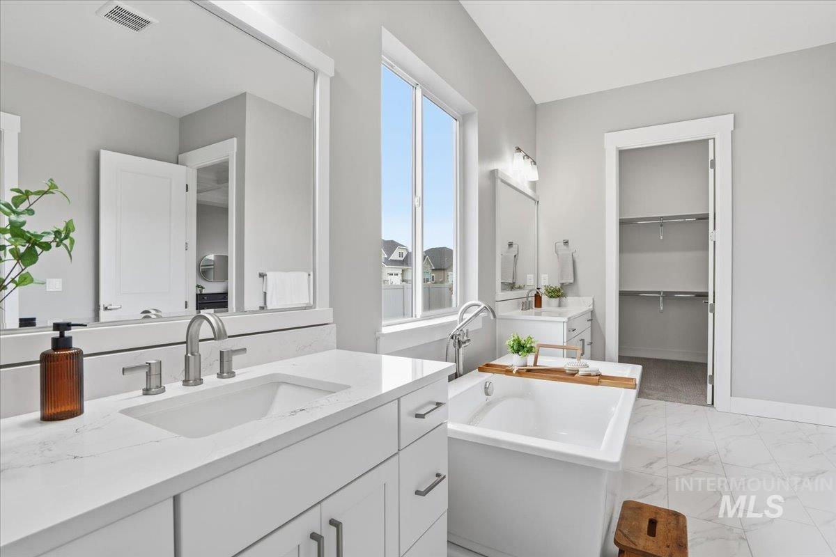 2163 N Kenora Ave, Star, Idaho 83669, 3 Bedrooms, 3.5 Bathrooms, Residential For Sale, Price $749,990,MLS 98969305