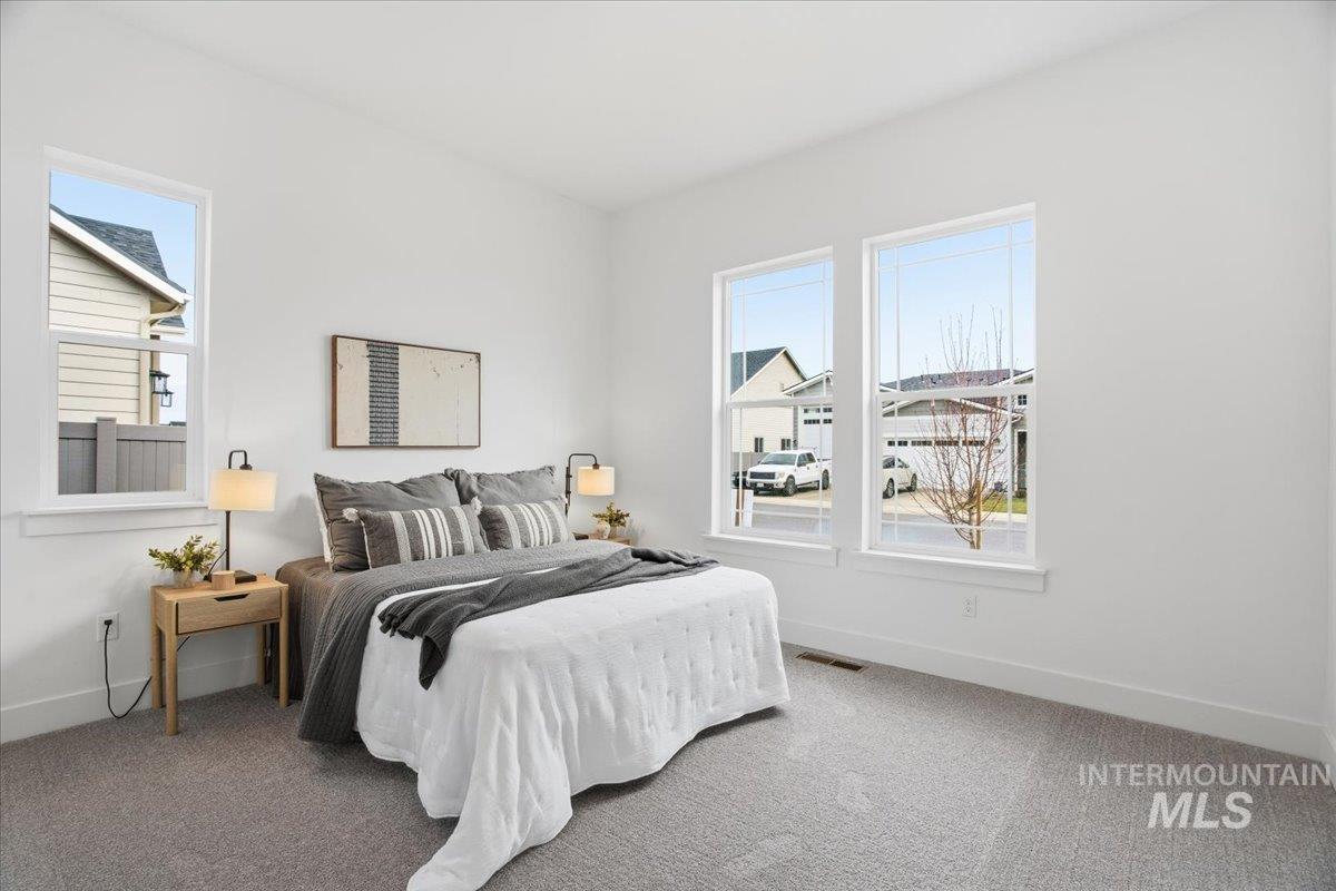 2163 N Kenora Ave, Star, Idaho 83669, 3 Bedrooms, 3.5 Bathrooms, Residential For Sale, Price $749,990,MLS 98969305