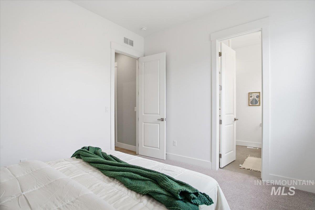 2163 N Kenora Ave, Star, Idaho 83669, 3 Bedrooms, 3.5 Bathrooms, Residential For Sale, Price $749,990,MLS 98969305