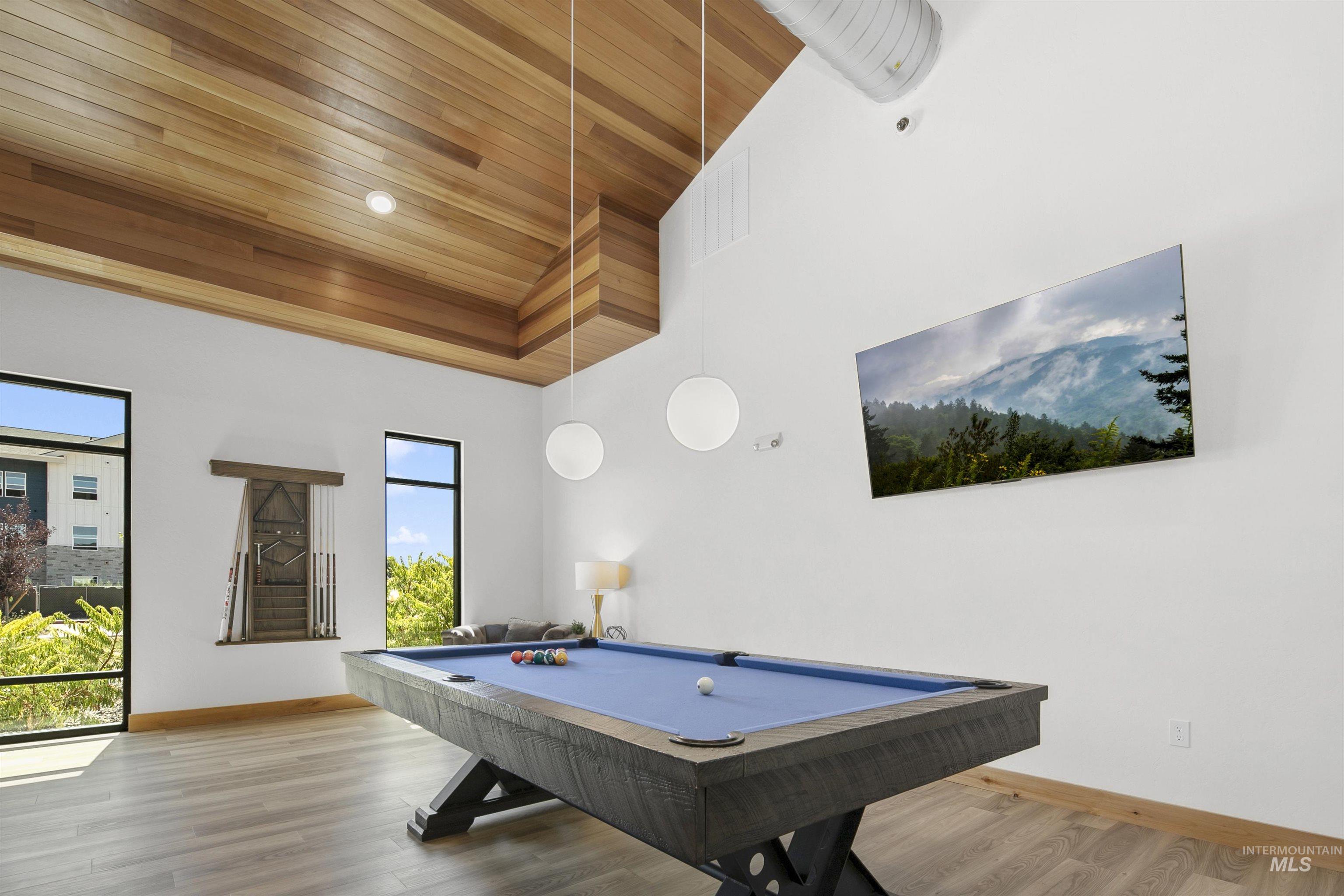 611 W Wrangler, Meridian, Idaho 83646, 4 Bedrooms, 3 Bathrooms, Residential For Sale, Price $847,280,MLS 98969307