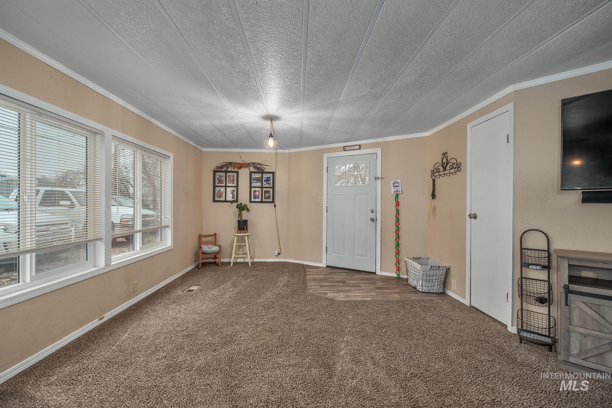 1165 Pioneer, Weiser, Idaho 83672, 3 Bedrooms, 2 Bathrooms, Residential For Sale, Price $249,900,MLS 98969311