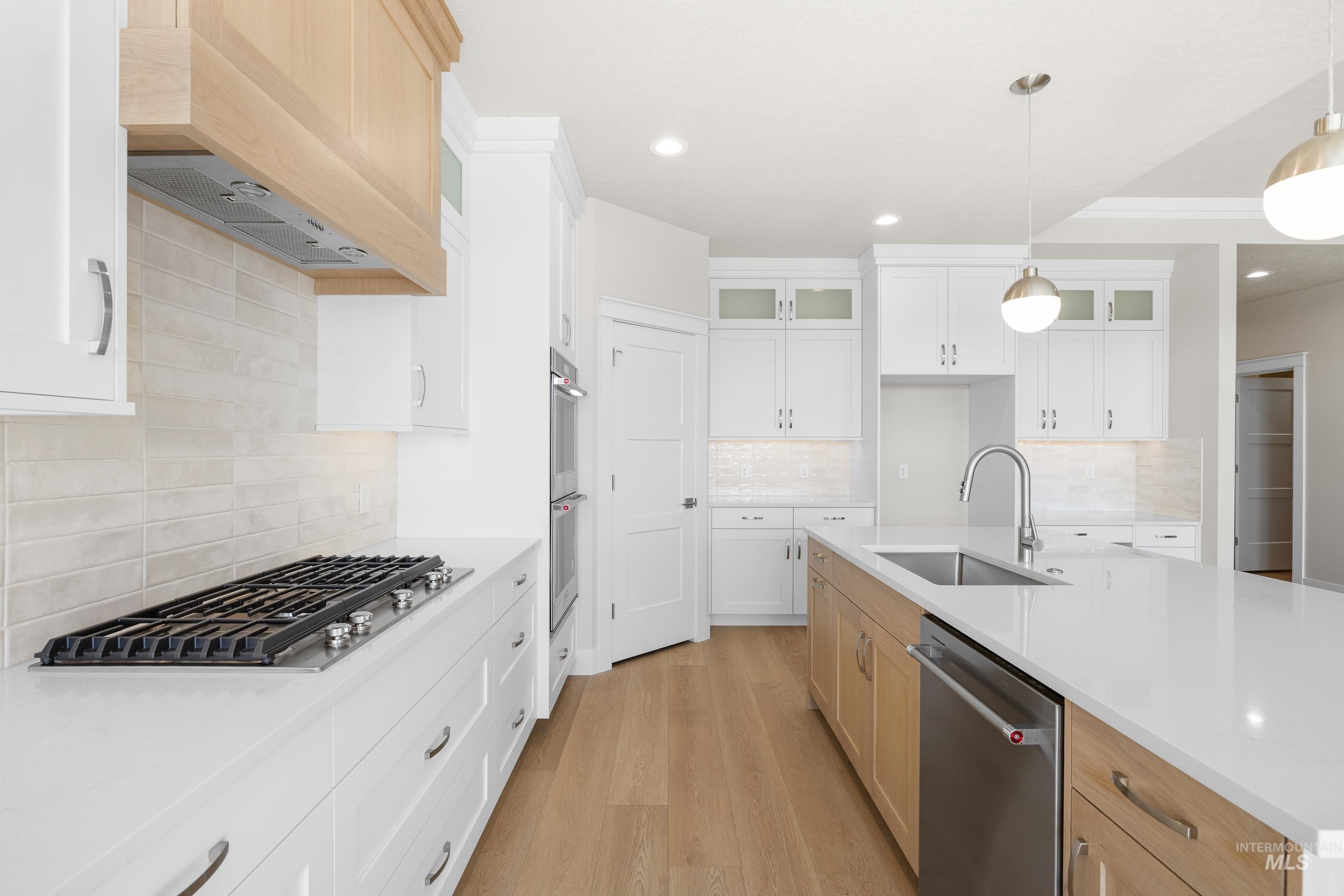 9528 Green Cottage Ave, Kuna, Idaho 83634, 3 Bedrooms, 2 Bathrooms, Residential For Sale, Price $609,900,MLS 98969314