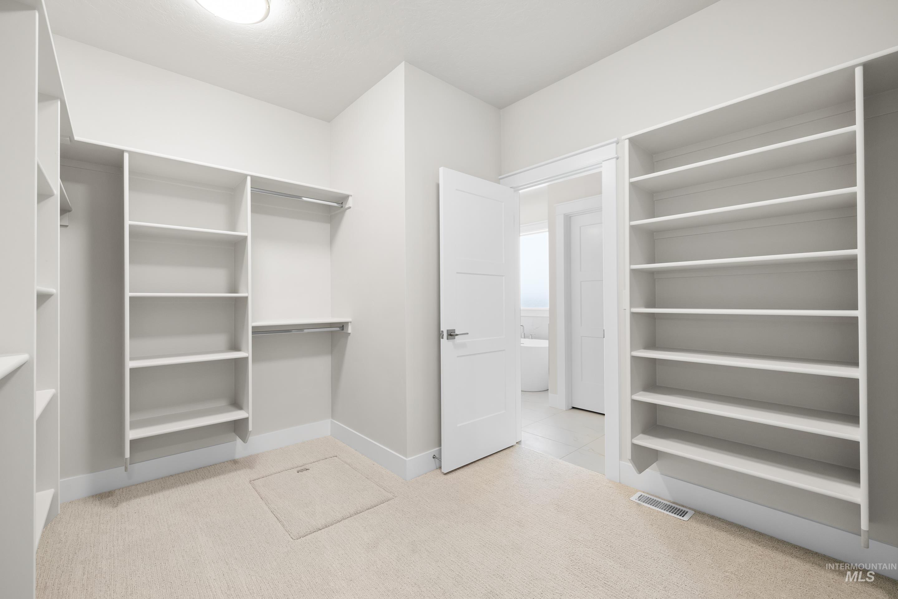 1351 E Andes Drive, Kuna, Idaho 83634, 3 Bedrooms, 2.5 Bathrooms, Residential For Sale, Price $649,900,MLS 98969315