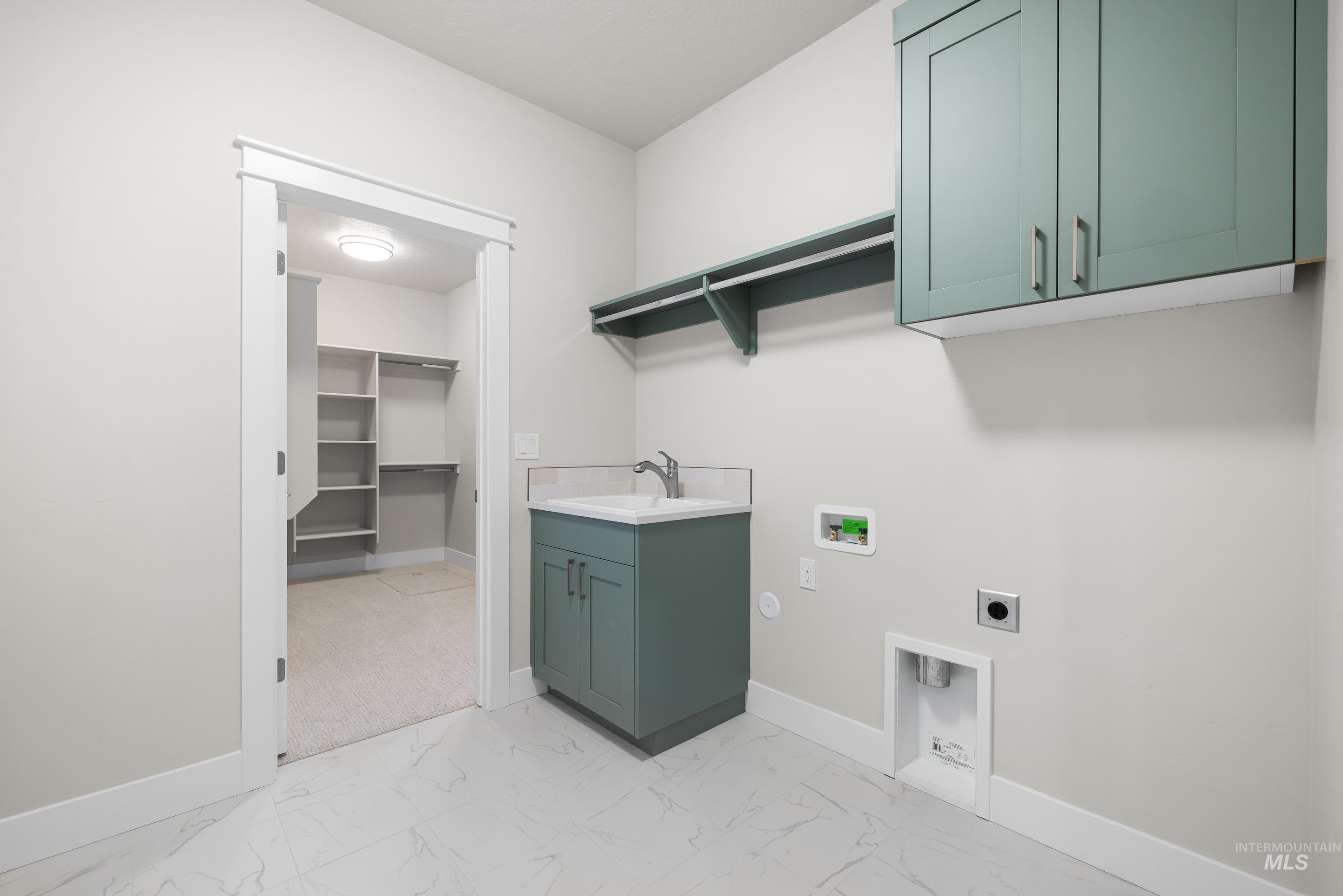 1351 E Andes Drive, Kuna, Idaho 83634, 3 Bedrooms, 2.5 Bathrooms, Residential For Sale, Price $649,900,MLS 98969315