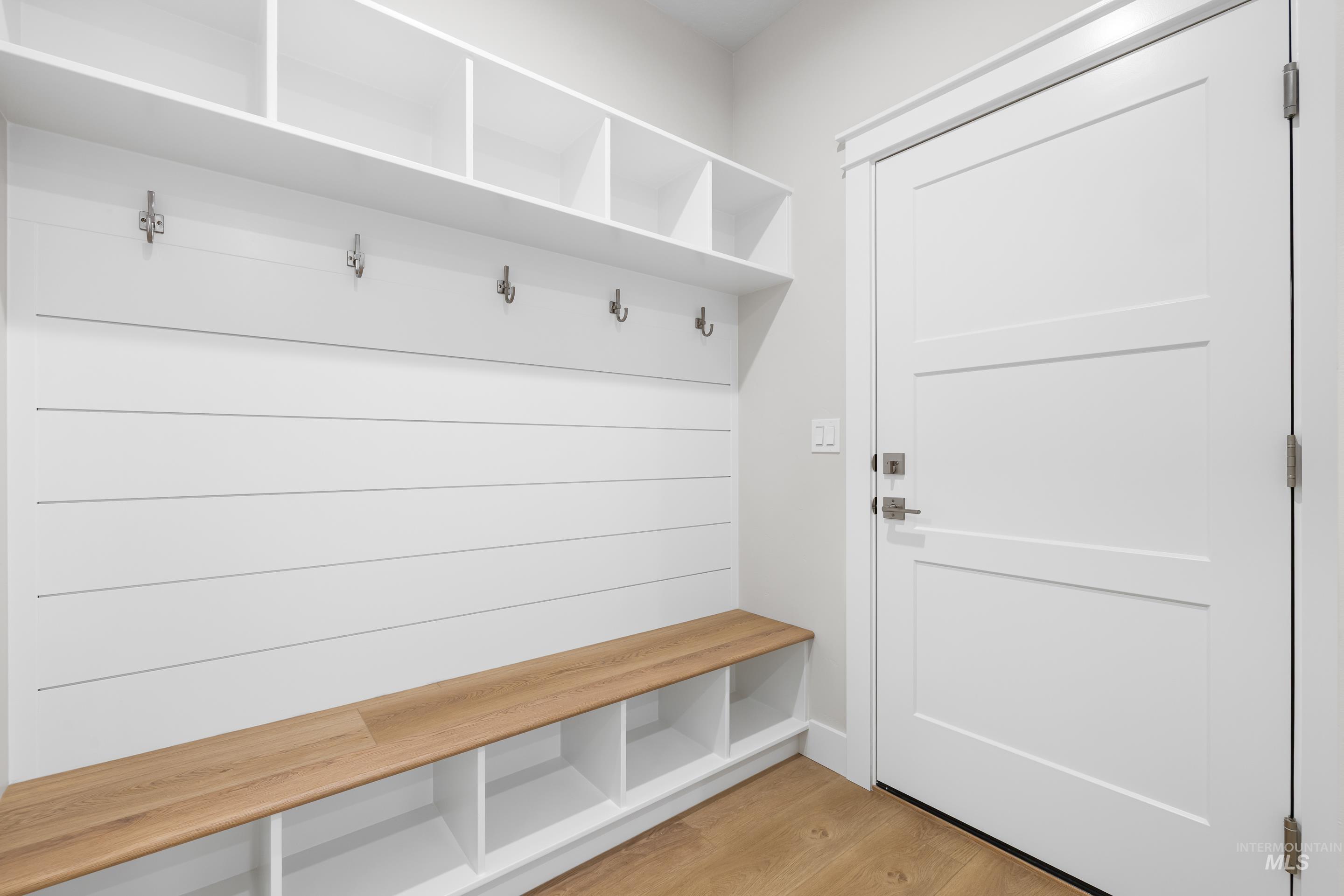 1351 E Andes Drive, Kuna, Idaho 83634, 3 Bedrooms, 2.5 Bathrooms, Residential For Sale, Price $649,900,MLS 98969315