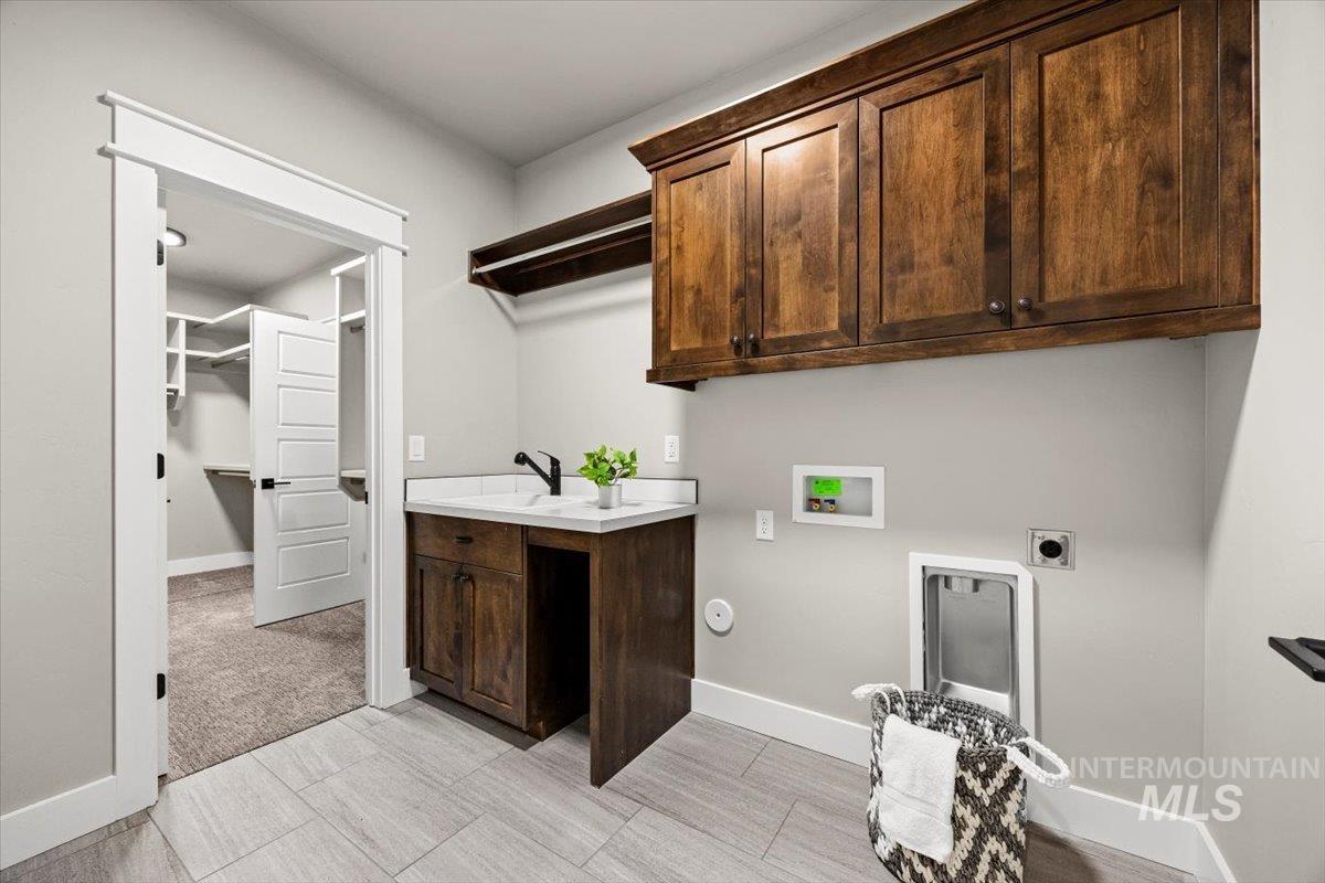 1676 Sandbar Rd, Emmett, Idaho 83617, 3 Bedrooms, 2 Bathrooms, Residential For Sale, Price $519,900,MLS 98969317