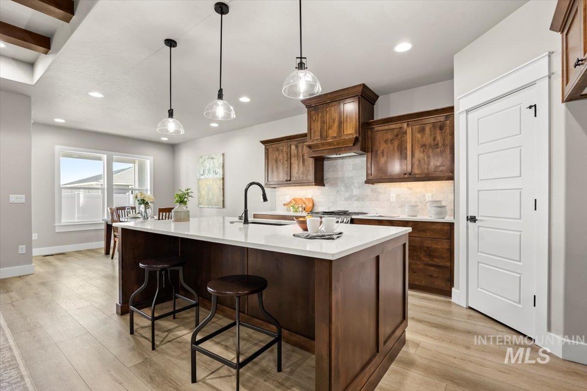 1676 Sandbar Rd, Emmett, Idaho 83617, 3 Bedrooms, 2 Bathrooms, Residential For Sale, Price $519,900,MLS 98969317