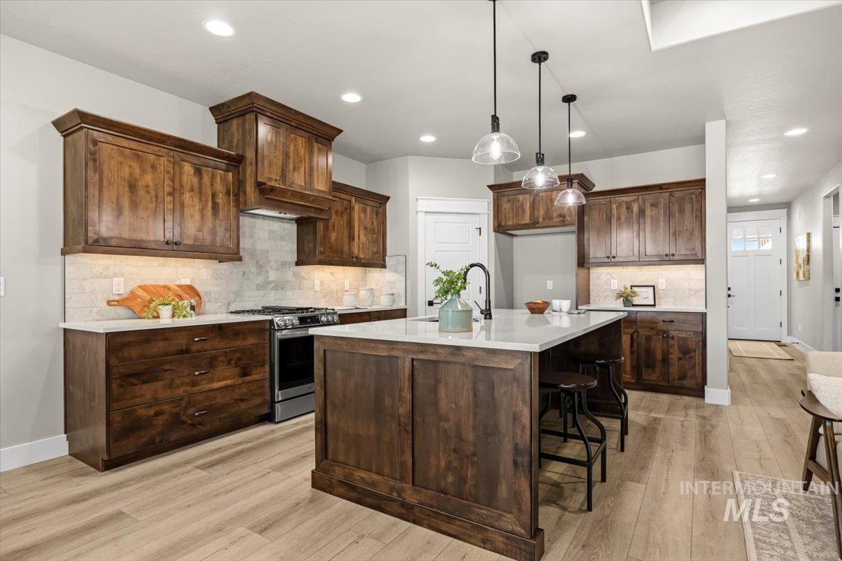 1676 Sandbar Rd, Emmett, Idaho 83617, 3 Bedrooms, 2 Bathrooms, Residential For Sale, Price $519,900,MLS 98969317