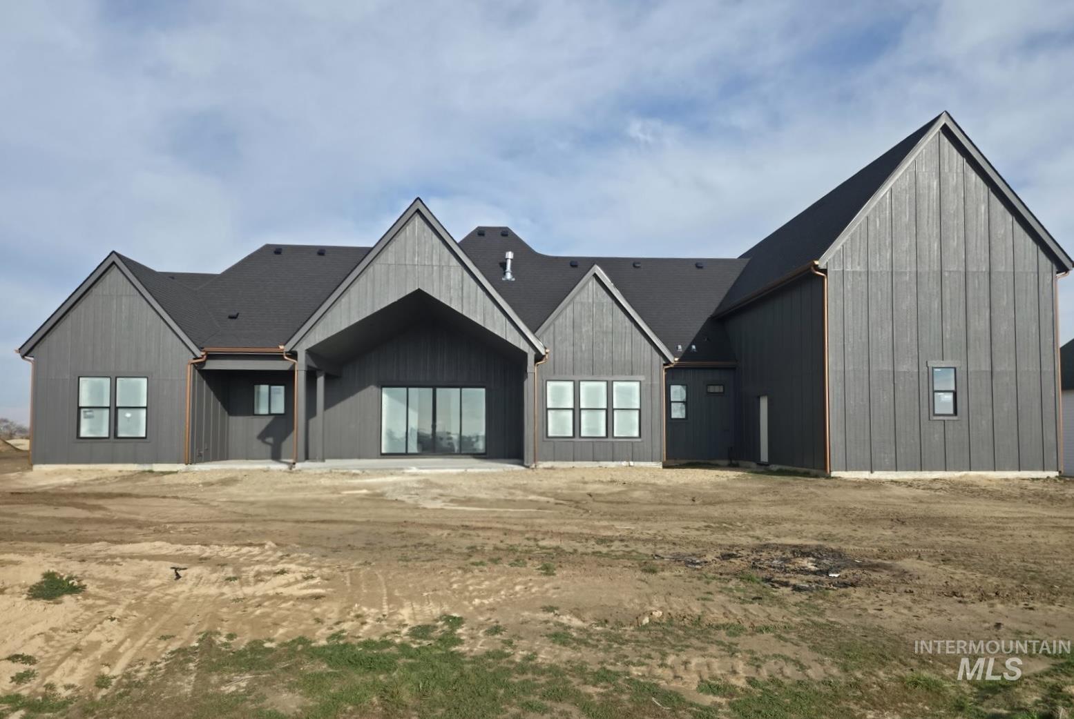 27463 Iron Horse Dr., Caldwell, Idaho 83607, 4 Bedrooms, 3.5 Bathrooms, Residential For Sale, Price $1,250,000,MLS 98969318