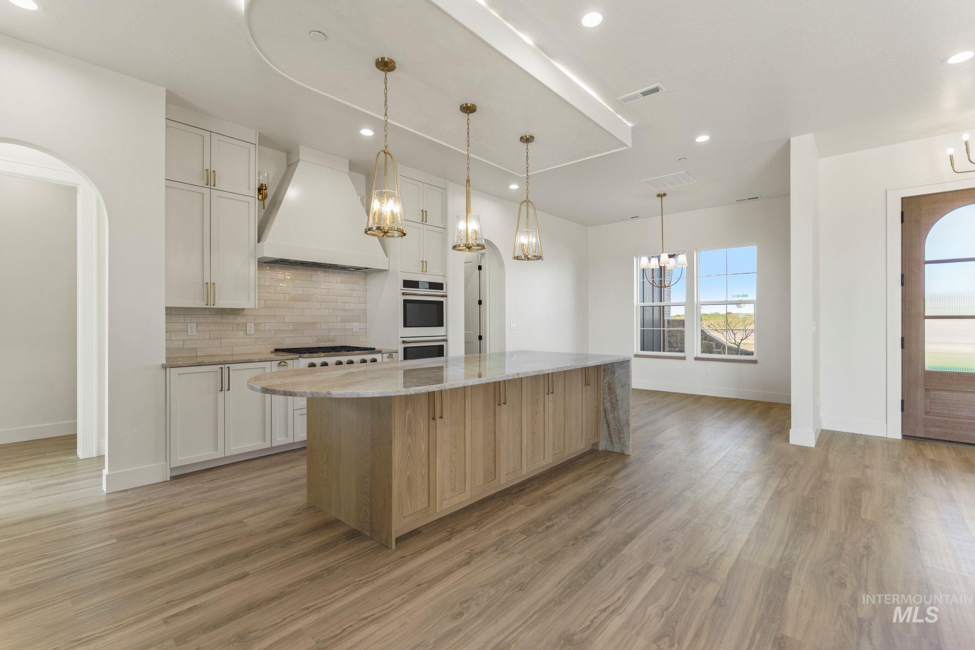 27463 Iron Horse Dr., Caldwell, Idaho 83607, 4 Bedrooms, 3.5 Bathrooms, Residential For Sale, Price $1,199,000,MLS 98969318