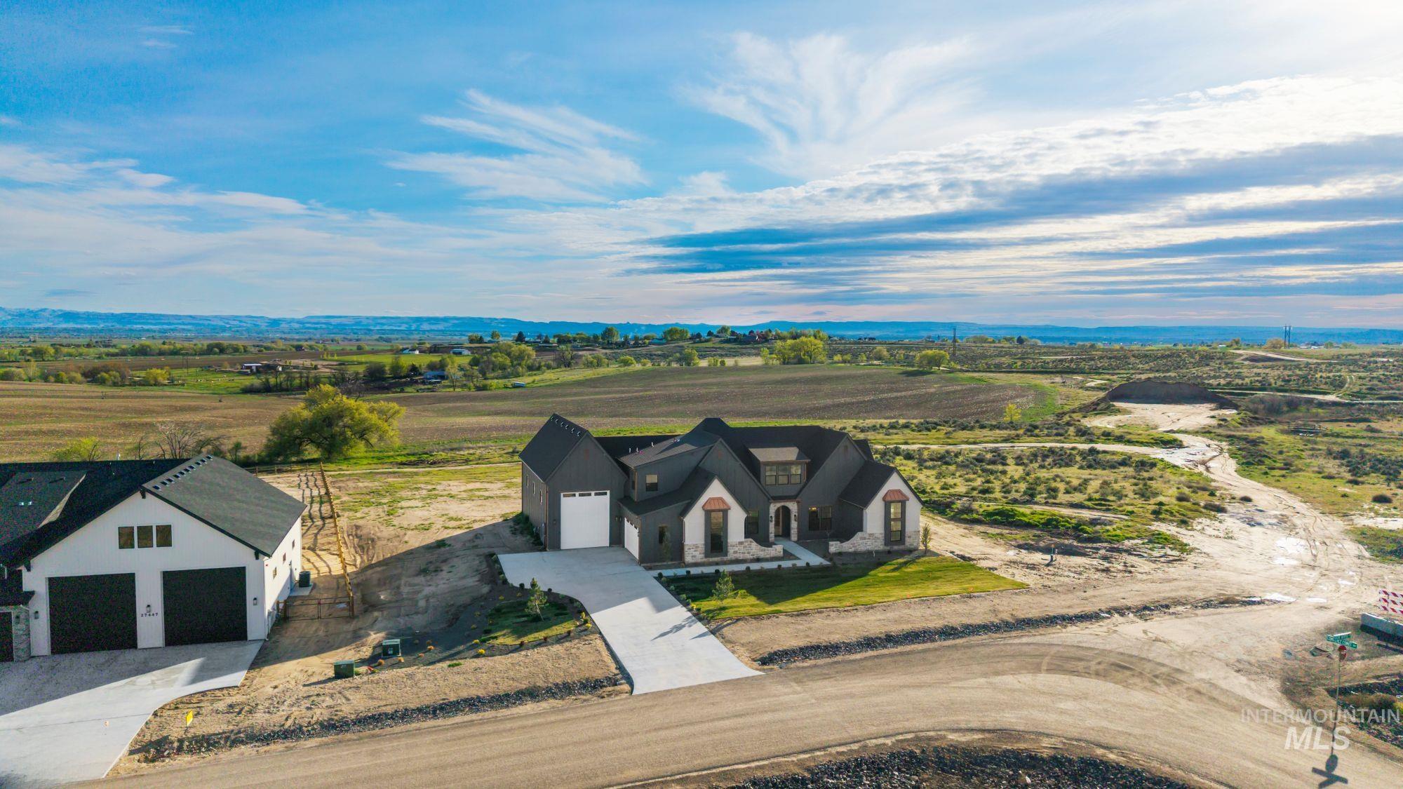 27463 Iron Horse Dr., Caldwell, Idaho 83607, 4 Bedrooms, 3.5 Bathrooms, Residential For Sale, Price $1,199,000,MLS 98969318