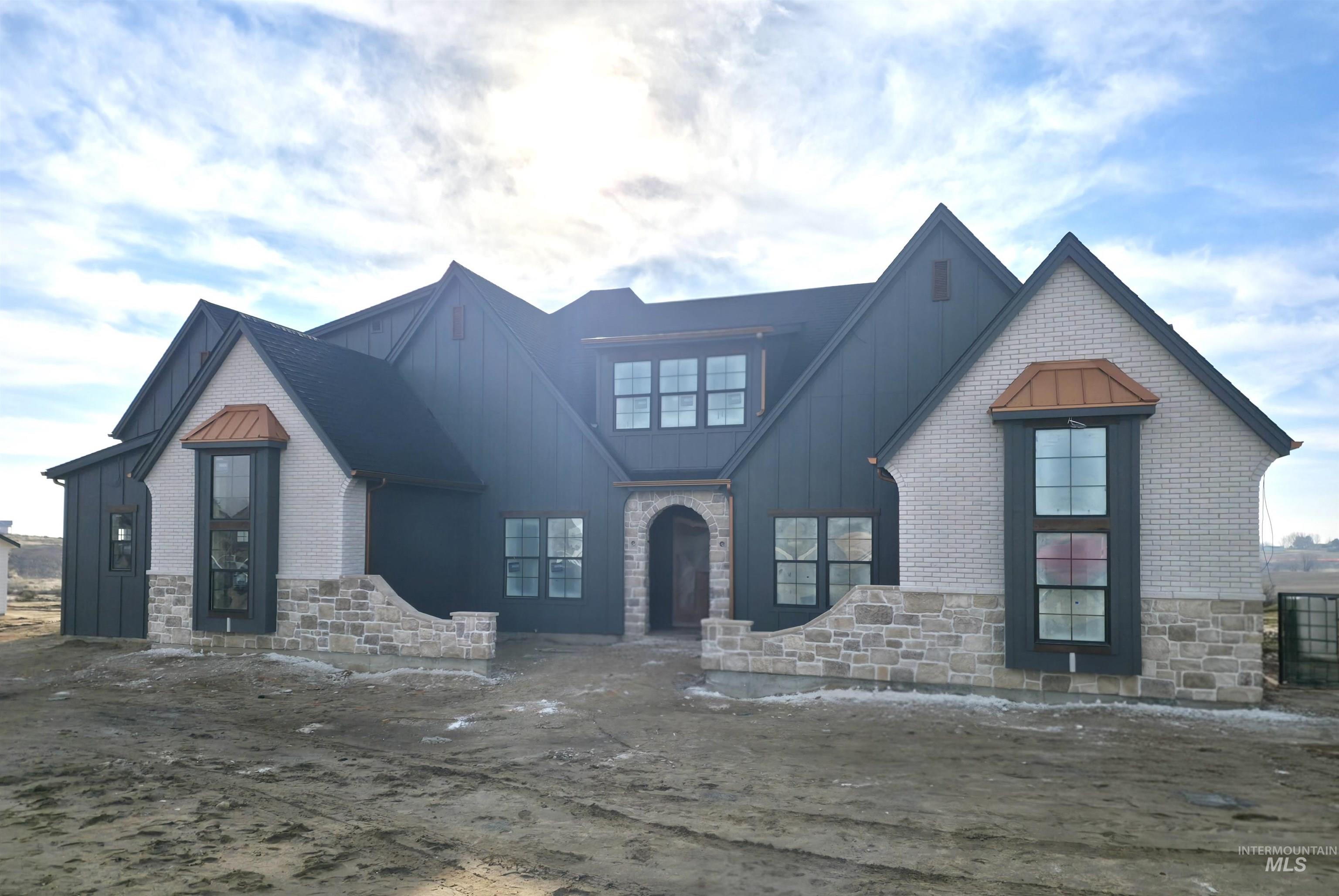 27463 Iron Horse Dr., Caldwell, Idaho 83607, 4 Bedrooms, 3.5 Bathrooms, Residential For Sale, Price $1,250,000, 98969318