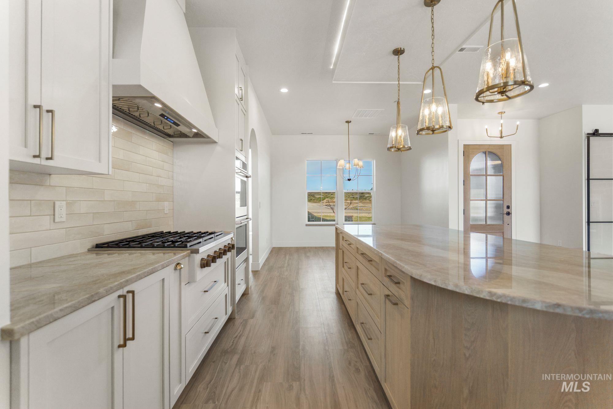 27463 Iron Horse Dr., Caldwell, Idaho 83607, 4 Bedrooms, 3.5 Bathrooms, Residential For Sale, Price $1,199,000,MLS 98969318