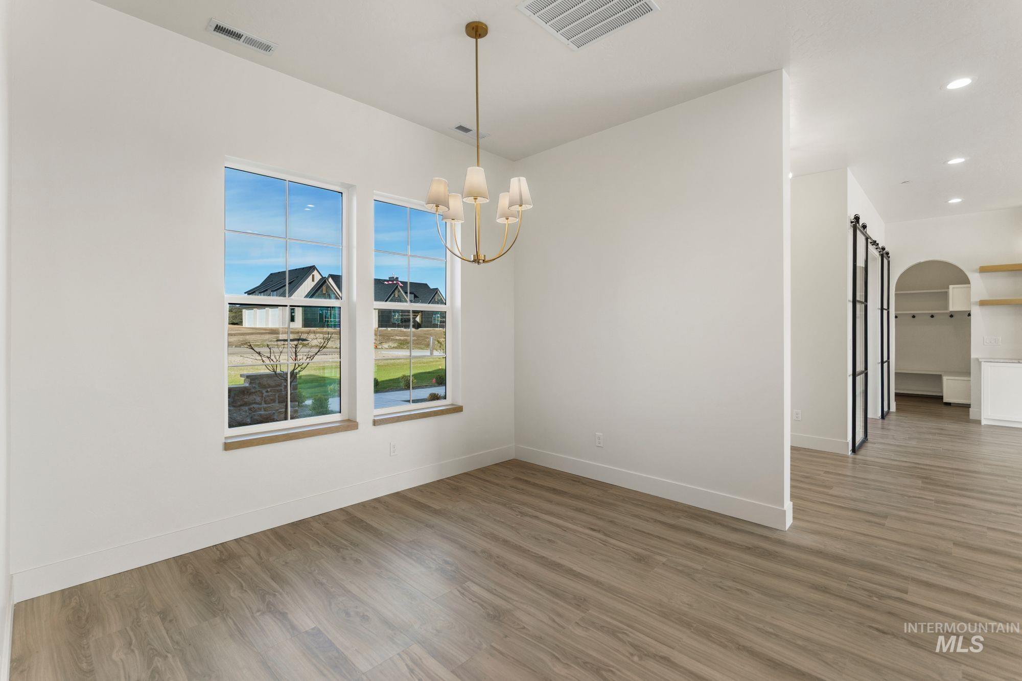 27463 Iron Horse Dr., Caldwell, Idaho 83607, 4 Bedrooms, 3.5 Bathrooms, Residential For Sale, Price $1,199,000,MLS 98969318