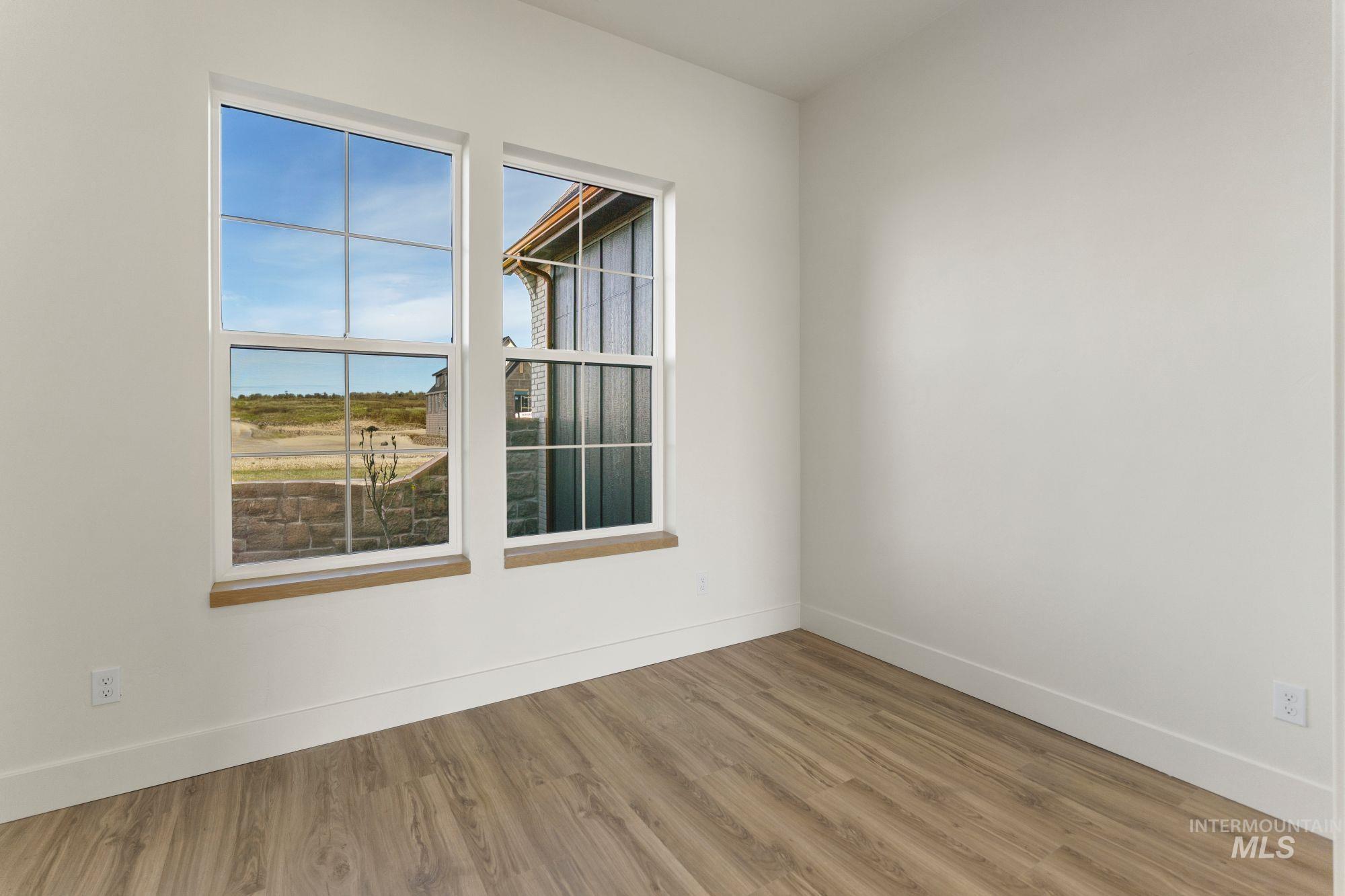 27463 Iron Horse Dr., Caldwell, Idaho 83607, 4 Bedrooms, 3.5 Bathrooms, Residential For Sale, Price $1,199,000,MLS 98969318