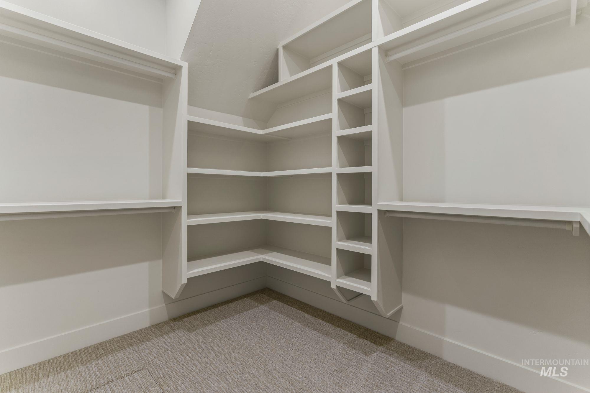 27463 Iron Horse Dr., Caldwell, Idaho 83607, 4 Bedrooms, 3.5 Bathrooms, Residential For Sale, Price $1,199,000,MLS 98969318