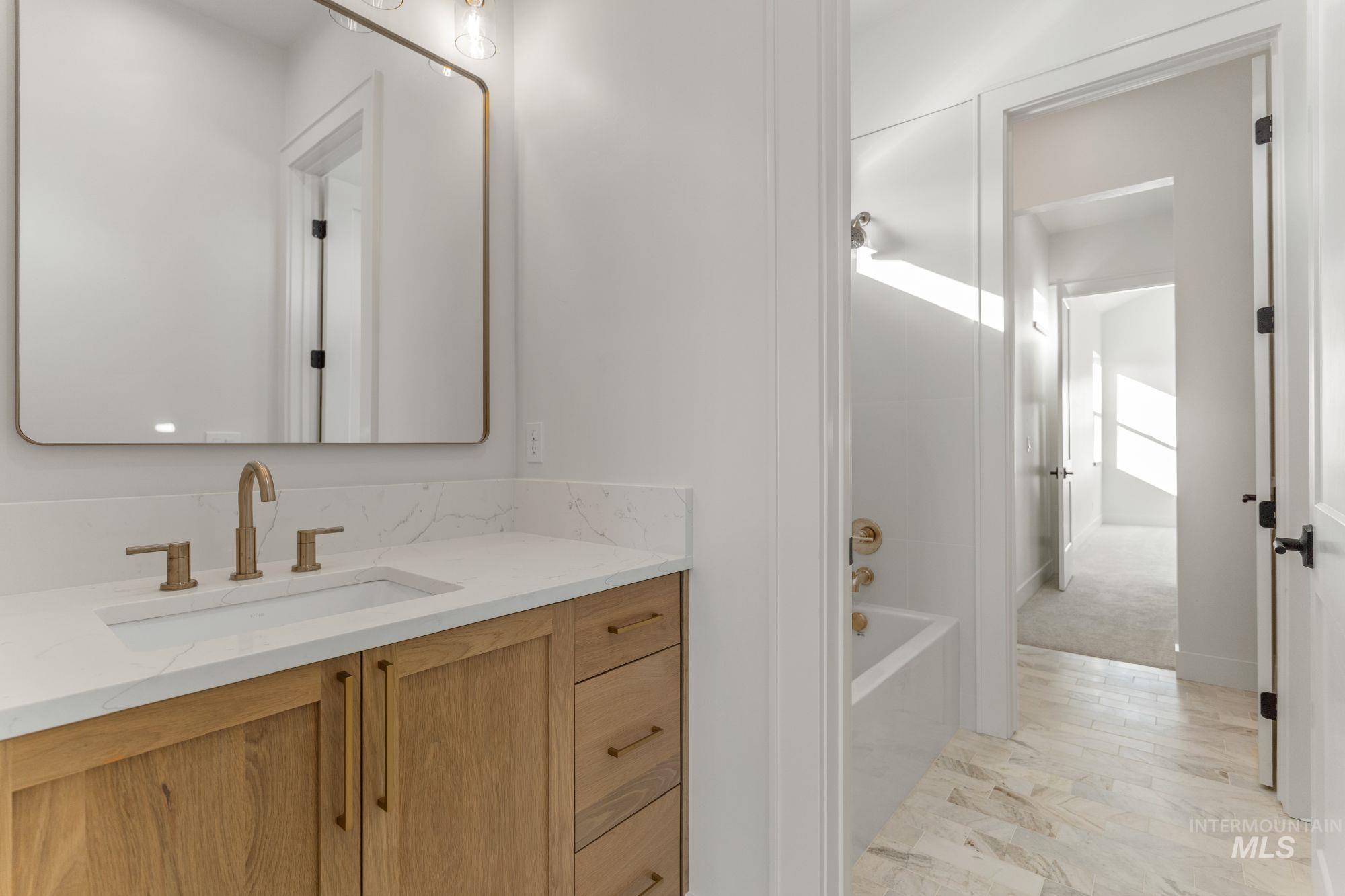 27463 Iron Horse Dr., Caldwell, Idaho 83607, 4 Bedrooms, 3.5 Bathrooms, Residential For Sale, Price $1,199,000,MLS 98969318