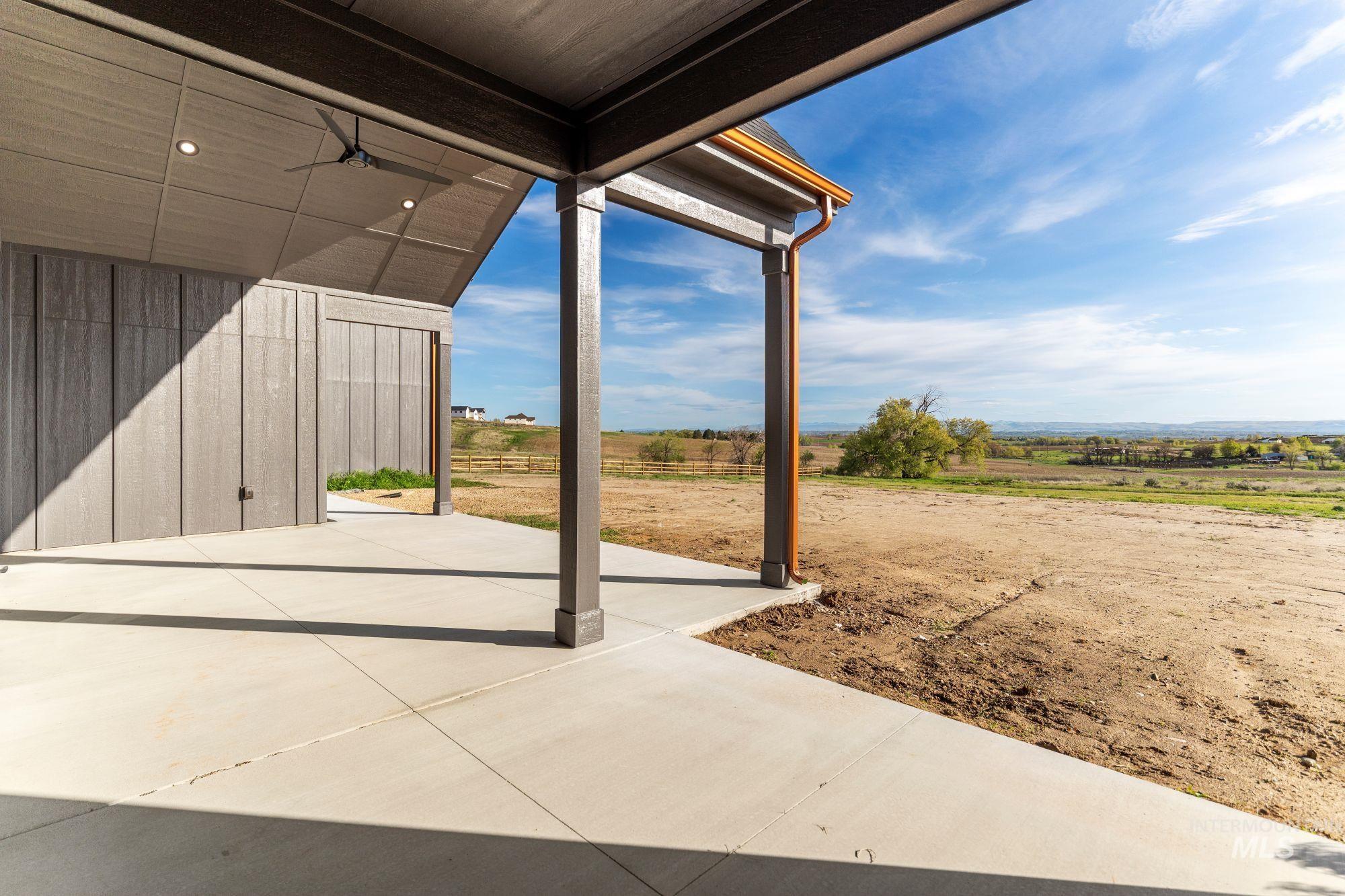 27463 Iron Horse Dr., Caldwell, Idaho 83607, 4 Bedrooms, 3.5 Bathrooms, Residential For Sale, Price $1,199,000,MLS 98969318