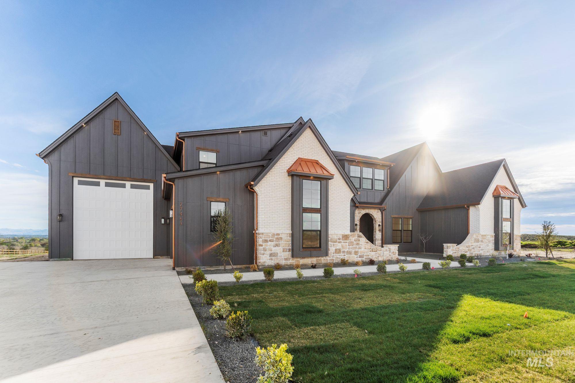 27463 Iron Horse Dr., Caldwell, Idaho 83607, 4 Bedrooms, 3.5 Bathrooms, Residential For Sale, Price $1,199,000,MLS 98969318