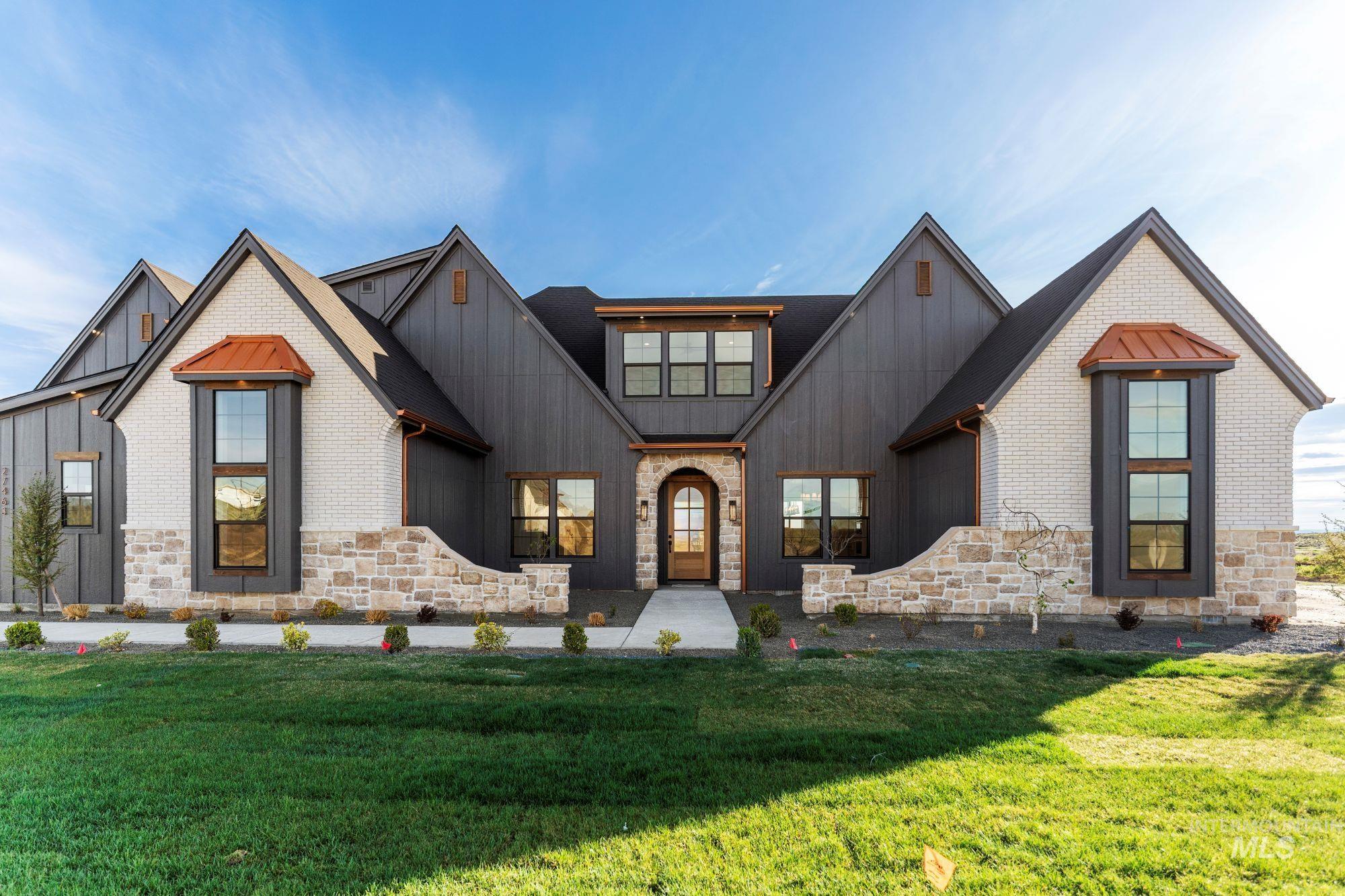 27463 Iron Horse Dr., Caldwell, Idaho 83607, 4 Bedrooms, 3.5 Bathrooms, Residential For Sale, Price $1,199,000,MLS 98969318