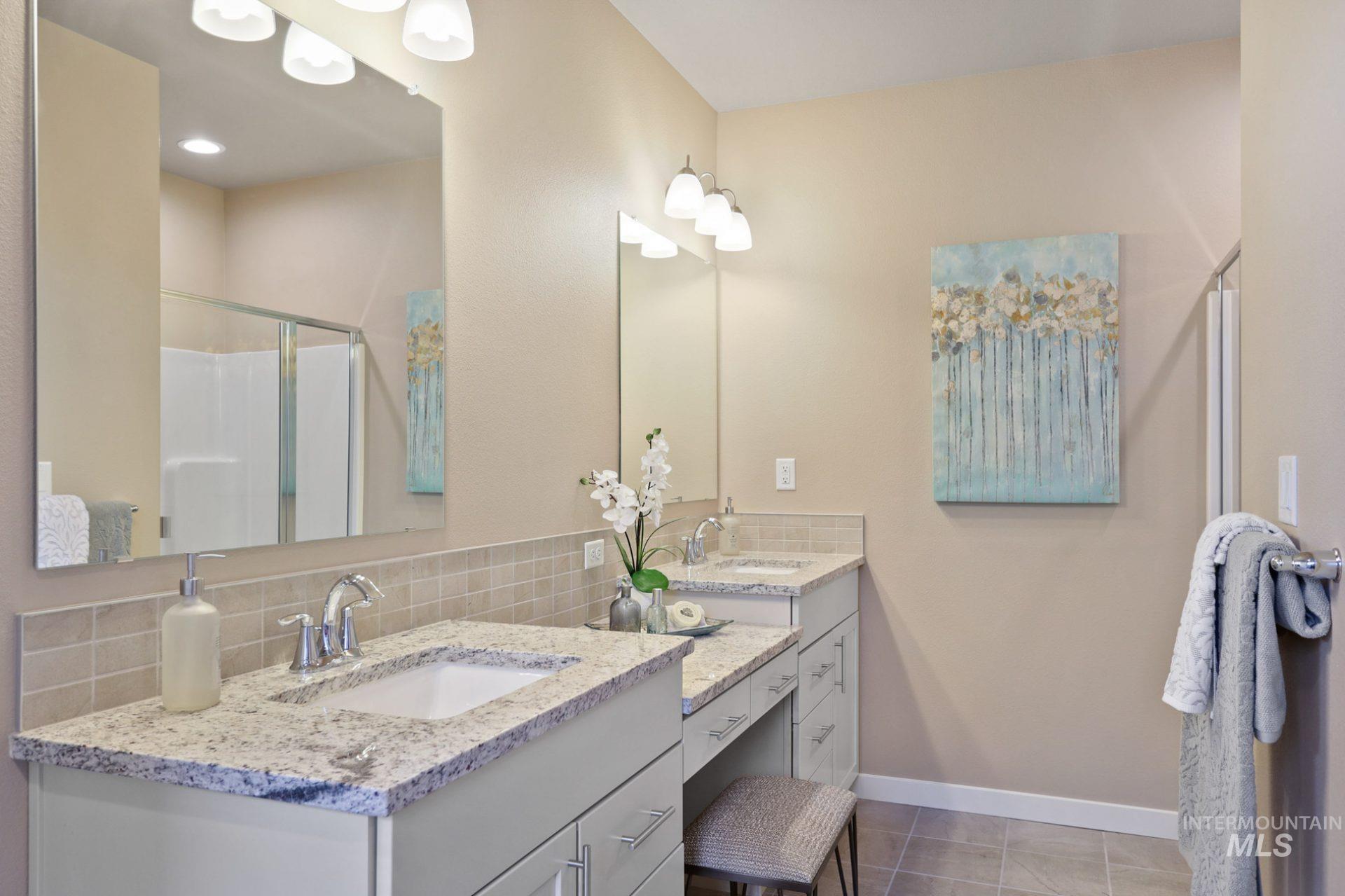 11249 Bluefield Dr, Caldwell, Idaho 83605, 4 Bedrooms, 2 Bathrooms, Residential For Sale, Price $474,990,MLS 98969320