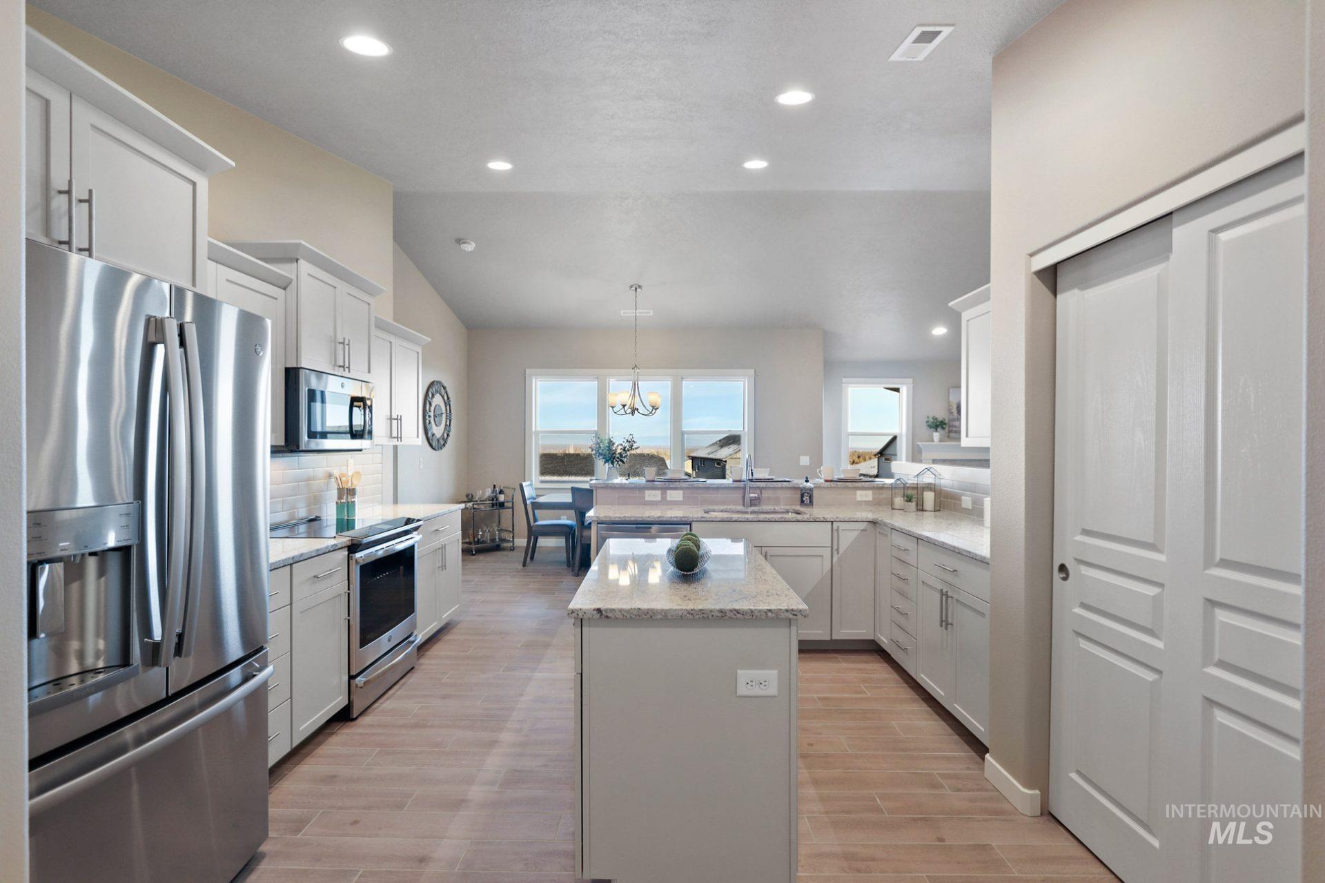 11249 Bluefield Dr, Caldwell, Idaho 83605, 4 Bedrooms, 2 Bathrooms, Residential For Sale, Price $474,990,MLS 98969320