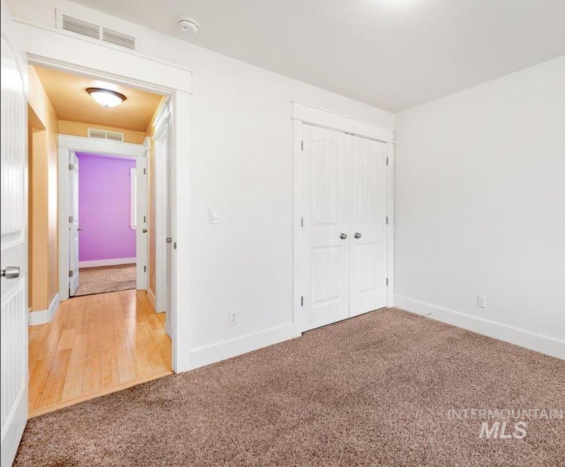 3889 N Maple Grove Rd, Boise, Idaho 83704, 3 Bedrooms, 2 Bathrooms, Residential For Sale, Price $395,000,MLS 98969322