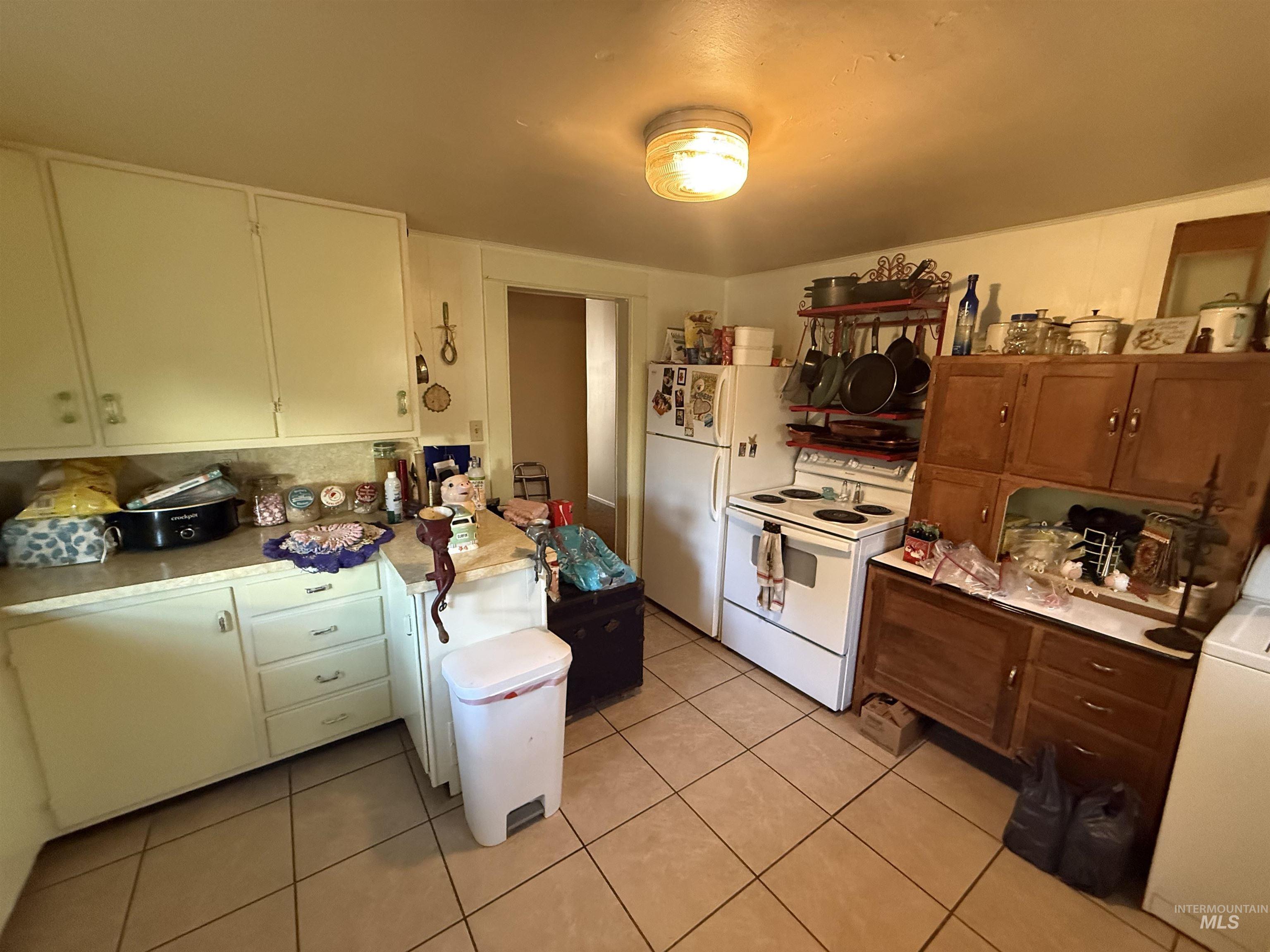 308 2nd Ave E, Jerome, Idaho 83338, 3 Bedrooms, 2 Bathrooms, Residential For Sale, Price $269,000,MLS 98969323