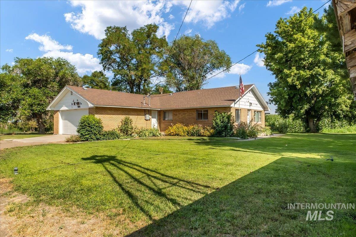 137 S 200 W, Jerome, Idaho 83338, 3 Bedrooms, 2 Bathrooms, Residential For Sale, Price $395,000,MLS 98969326