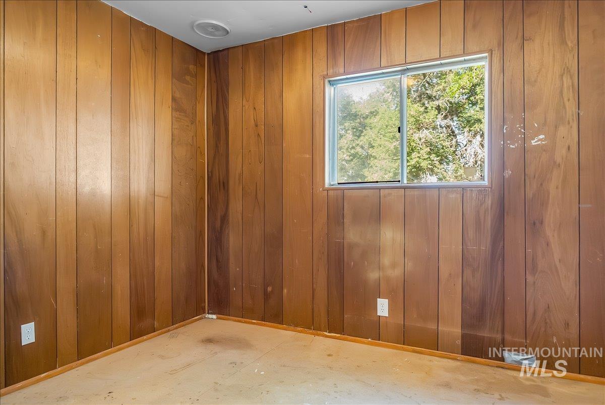 137 S 200 W, Jerome, Idaho 83338, 3 Bedrooms, 2 Bathrooms, Residential For Sale, Price $395,000,MLS 98969326