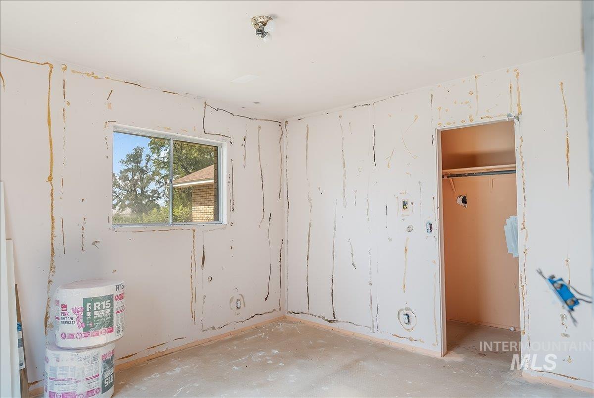 137 S 200 W, Jerome, Idaho 83338, 3 Bedrooms, 2 Bathrooms, Residential For Sale, Price $395,000,MLS 98969326