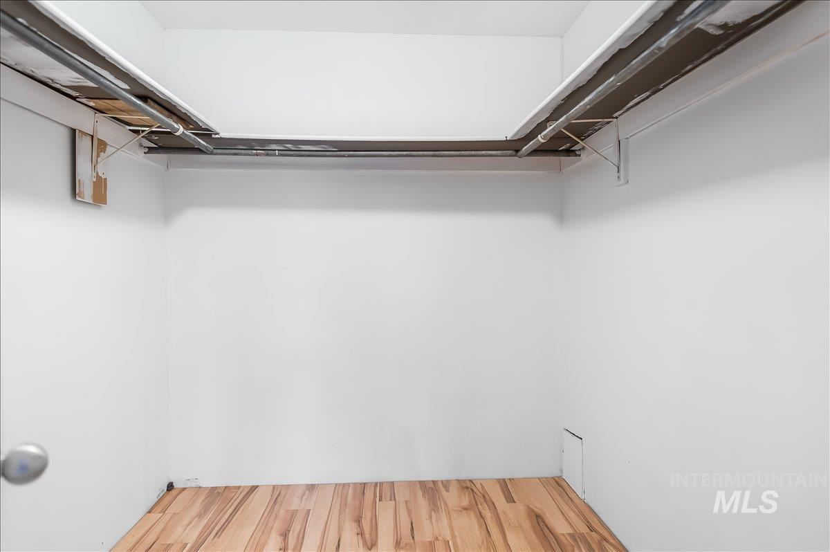 137 S 200 W, Jerome, Idaho 83338, 3 Bedrooms, 2 Bathrooms, Residential For Sale, Price $395,000,MLS 98969326