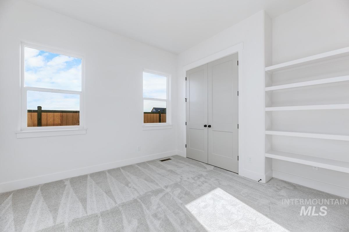 21726 Appaloosa Ave, Star, Idaho 83669, 4 Bedrooms, 3.5 Bathrooms, Residential For Sale, Price $1,127,044,MLS 98969327