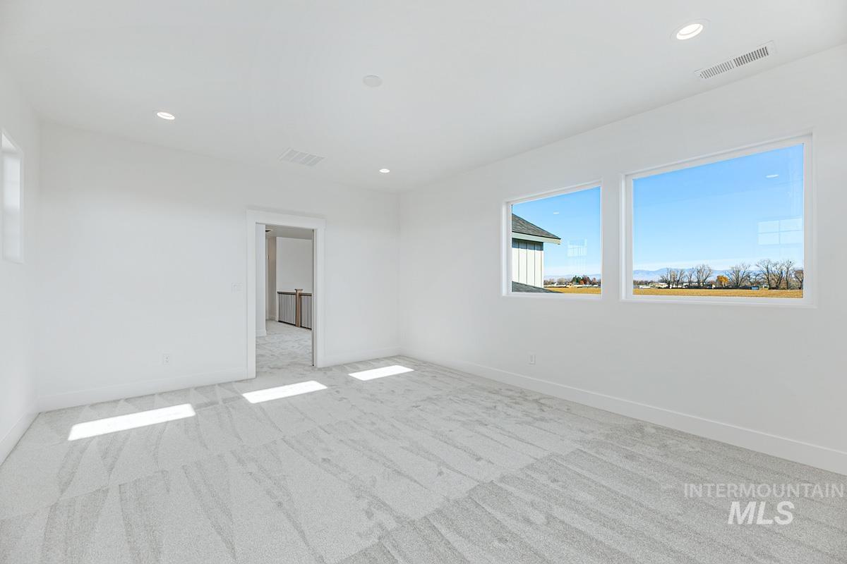 21726 Appaloosa Ave, Star, Idaho 83669, 4 Bedrooms, 3.5 Bathrooms, Residential For Sale, Price $1,127,044,MLS 98969327