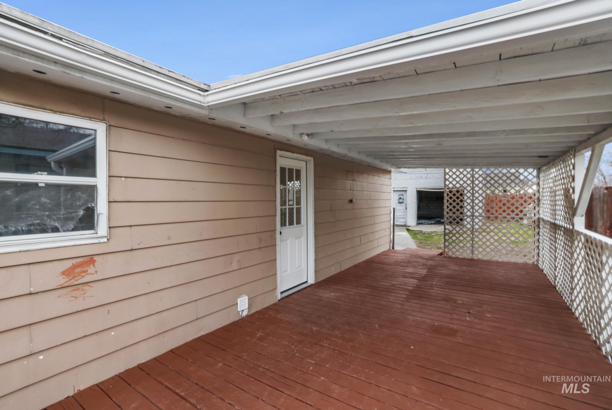 720 14Th Ave N, Buhl, Idaho 83316-1449, 2 Bedrooms, 1 Bathroom, Residential For Sale, Price $282,000,MLS 98969330