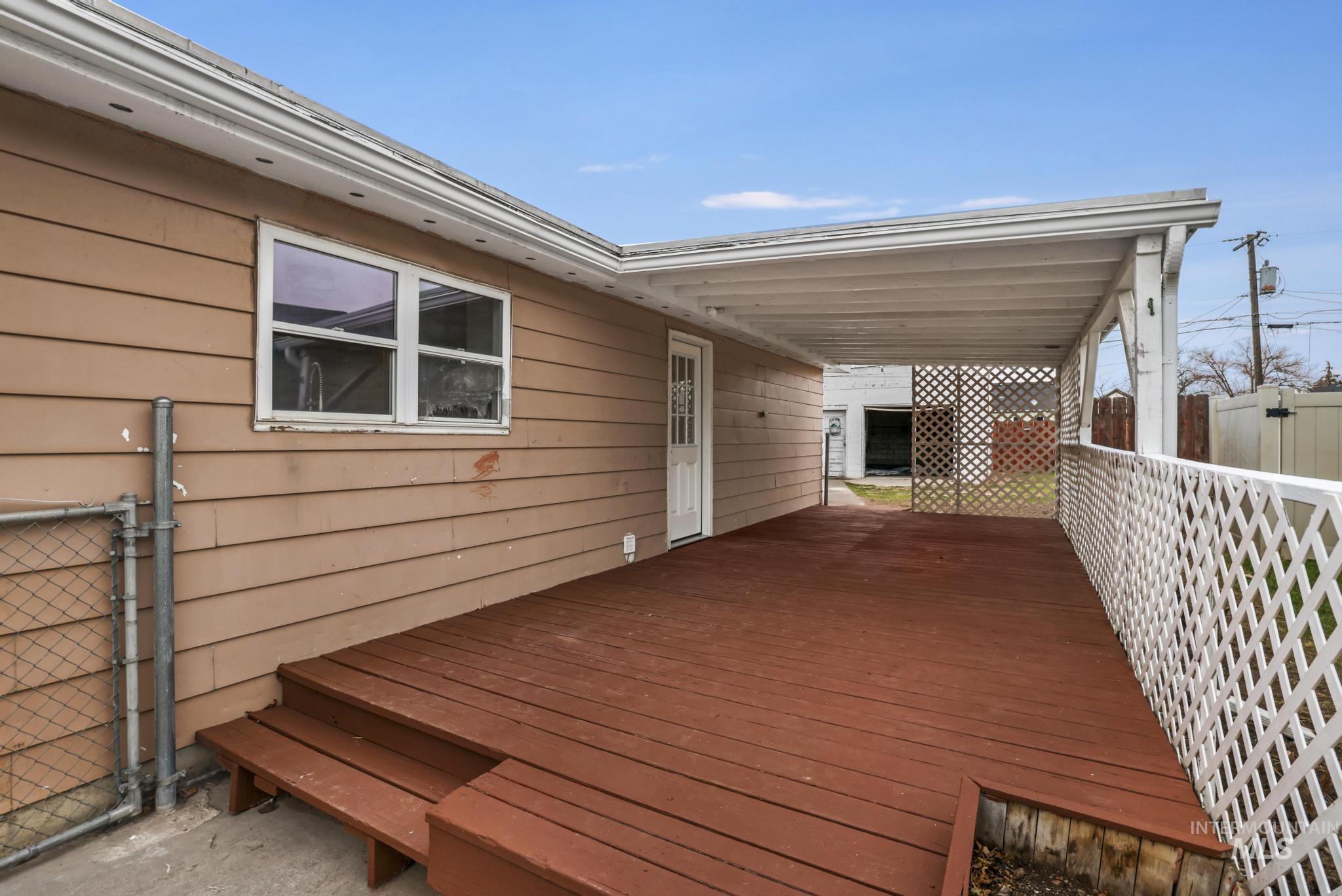 720 14Th Ave N, Buhl, Idaho 83316-1449, 2 Bedrooms, 1 Bathroom, Residential For Sale, Price $282,000,MLS 98969330