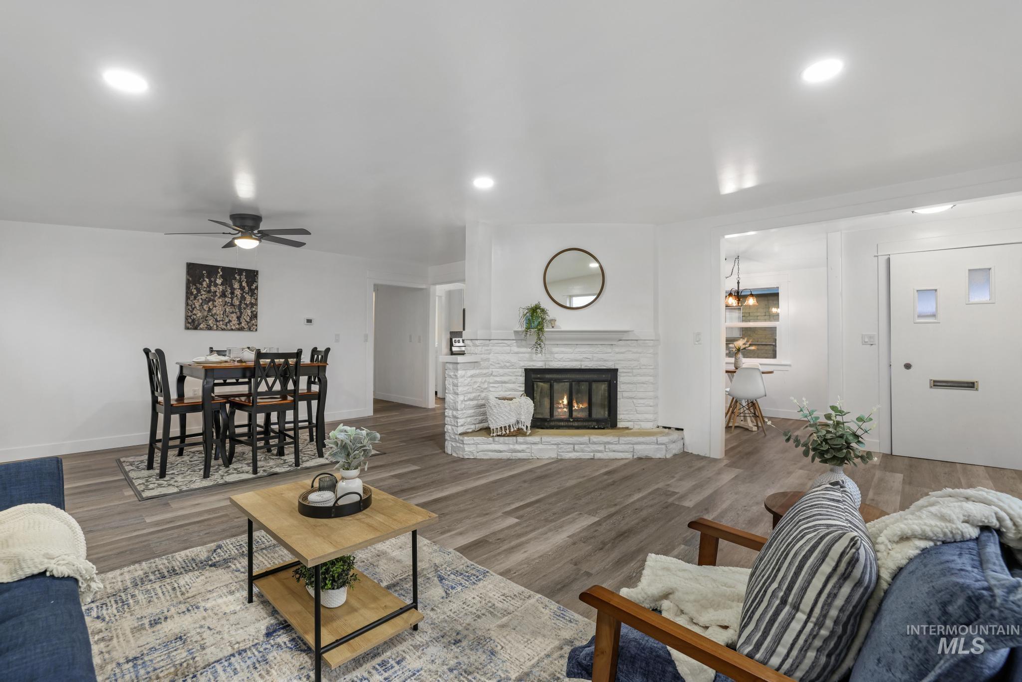 720 14Th Ave N, Buhl, Idaho 83316-1449, 2 Bedrooms, 1 Bathroom, Residential For Sale, Price $282,000,MLS 98969330