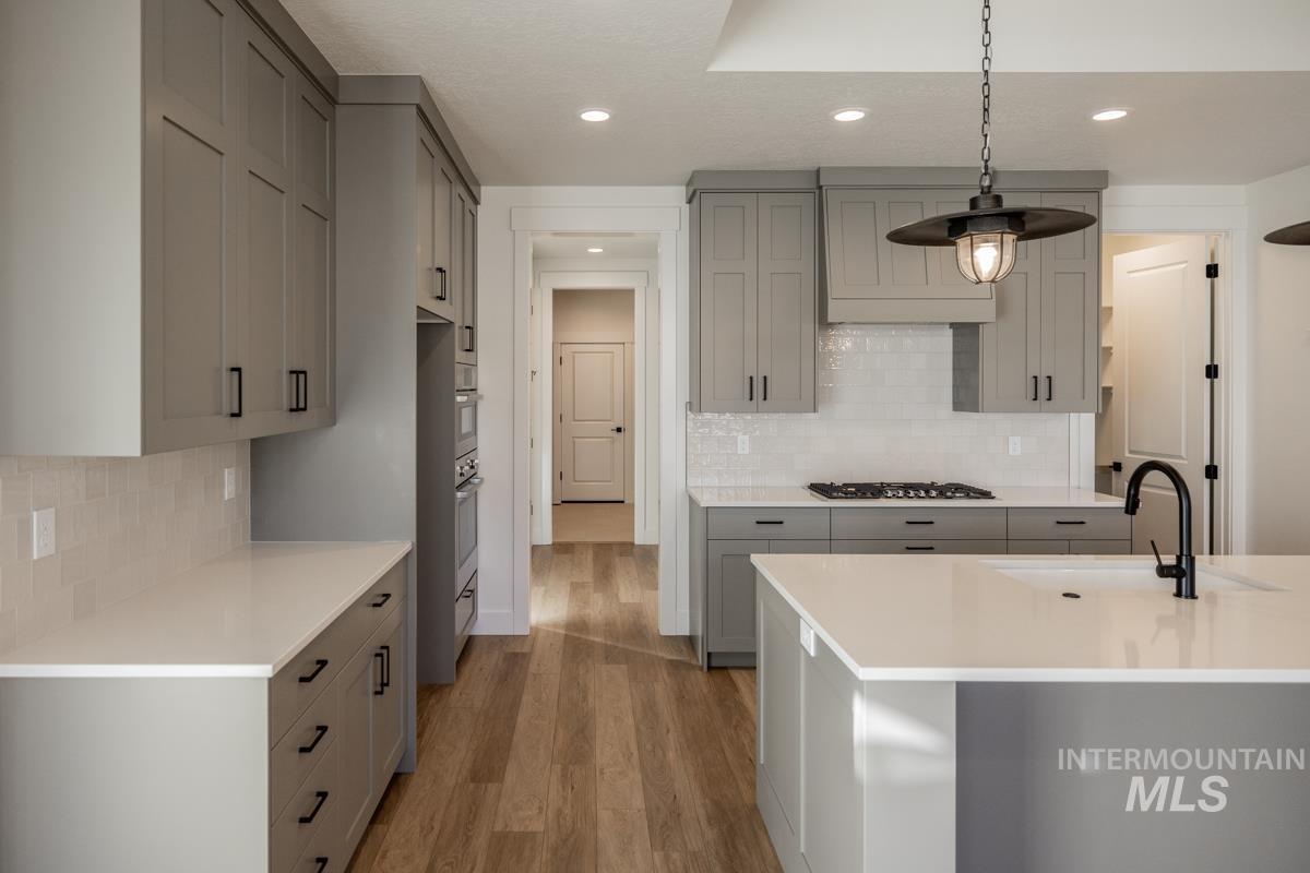 6229 S Hope Ave, Meridian, Idaho 83642, 3 Bedrooms, 2.5 Bathrooms, Residential For Sale, Price $579,900,MLS 98969331