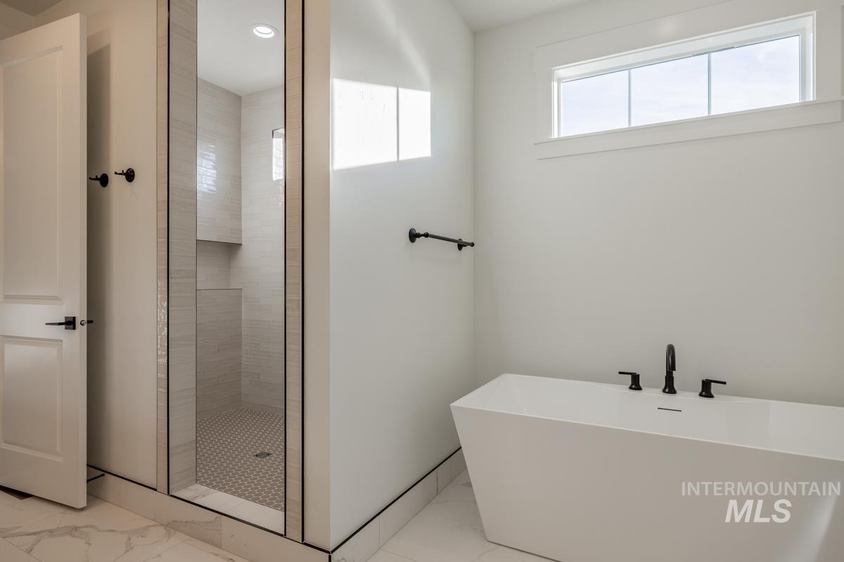 6229 S Hope Ave, Meridian, Idaho 83642, 3 Bedrooms, 2.5 Bathrooms, Residential For Sale, Price $579,900,MLS 98969331