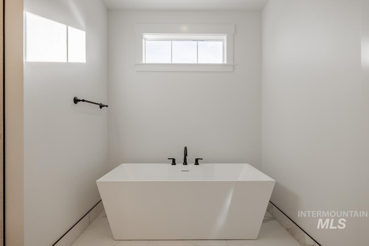 6229 S Hope Ave, Meridian, Idaho 83642, 3 Bedrooms, 2.5 Bathrooms, Residential For Sale, Price $579,900,MLS 98969331