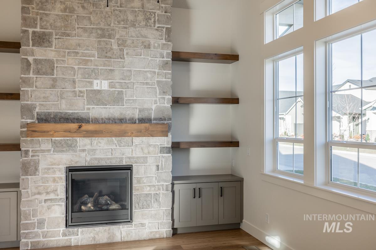 6229 S Hope Ave, Meridian, Idaho 83642, 3 Bedrooms, 2.5 Bathrooms, Residential For Sale, Price $579,900,MLS 98969331